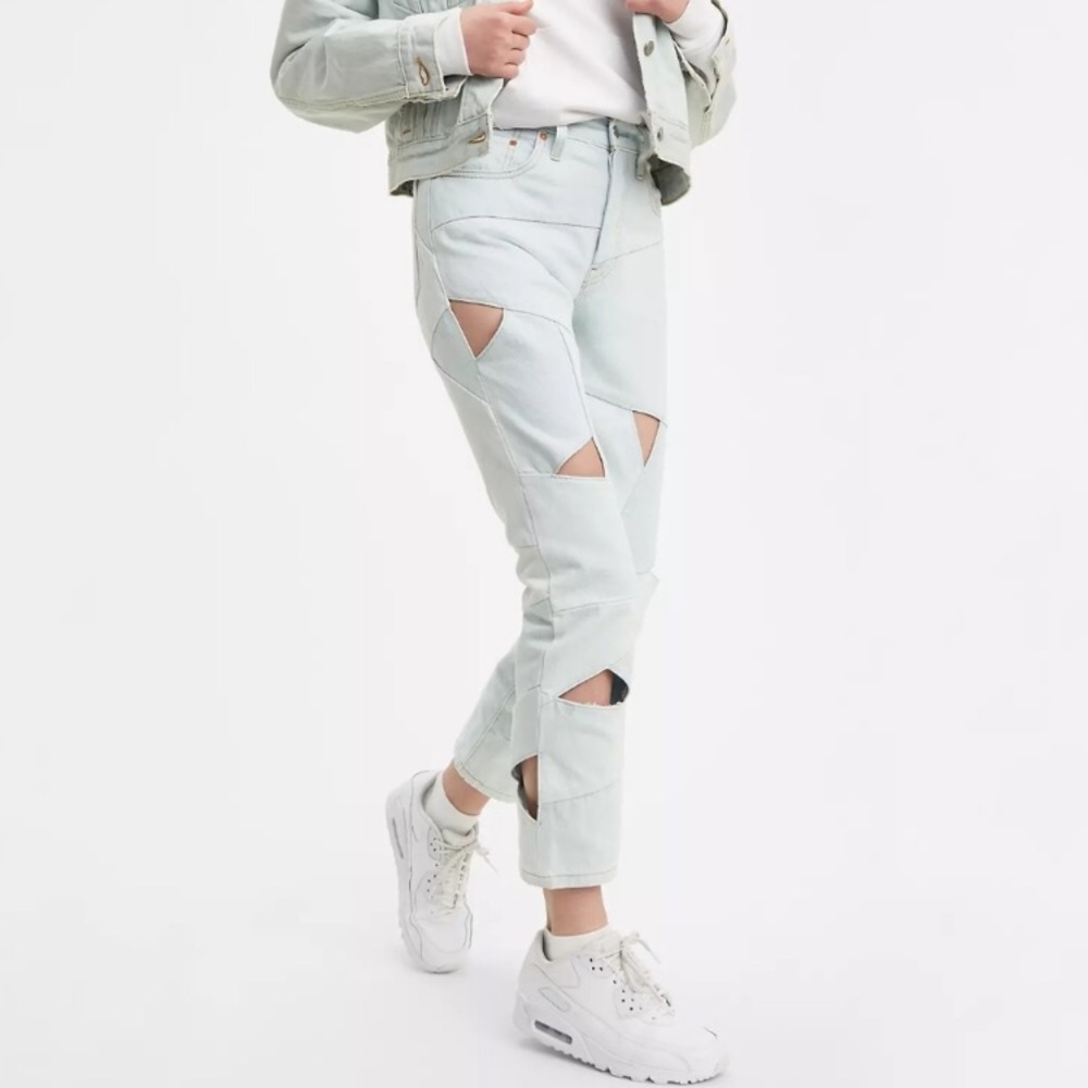 Levi's 501 pieced light wash cropped jeans